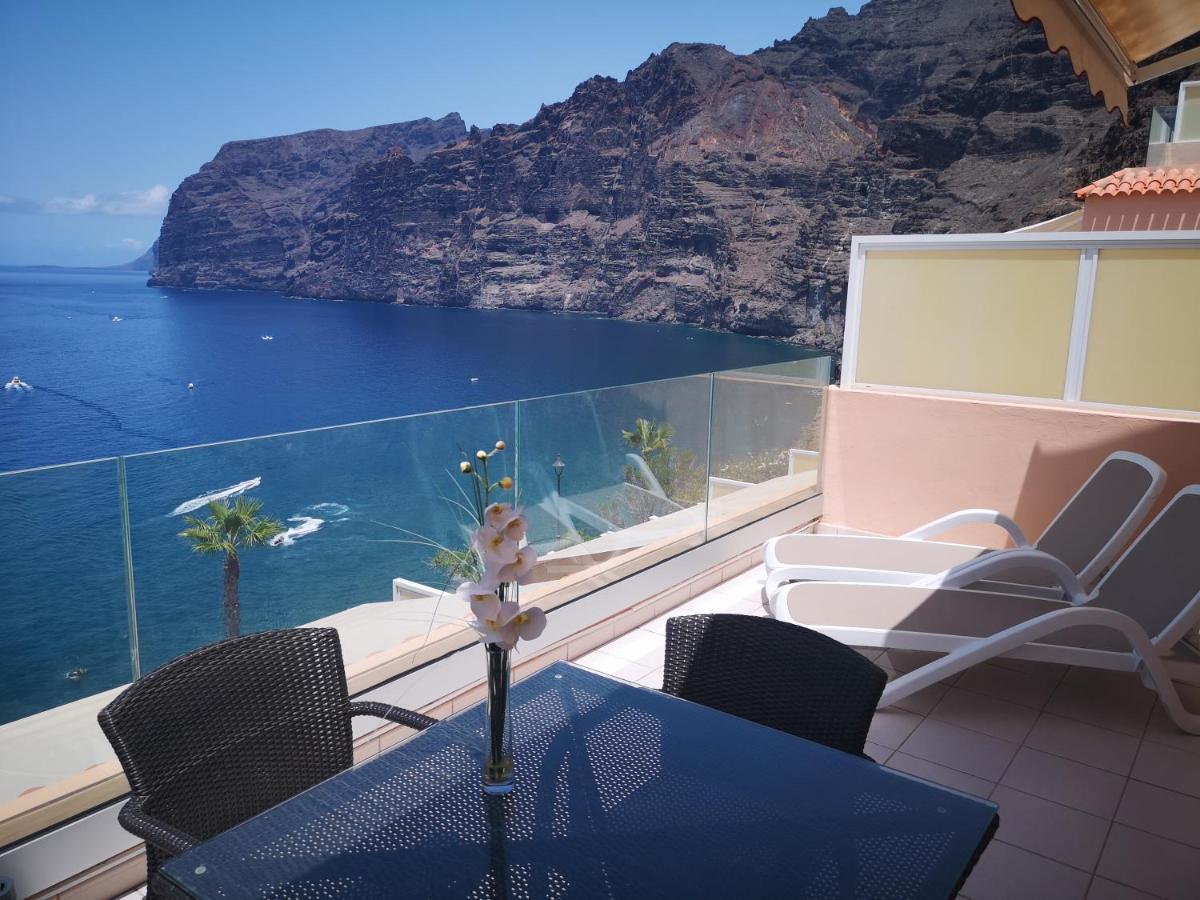 Apartamento Magnificent Apt. With Sea View, Cliff & Marina Santiago del Teide Exterior foto