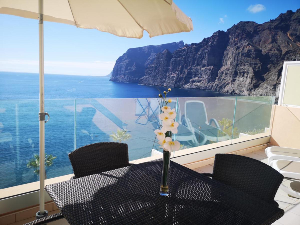 Apartamento Magnificent Apt. With Sea View, Cliff & Marina Santiago del Teide Exterior foto